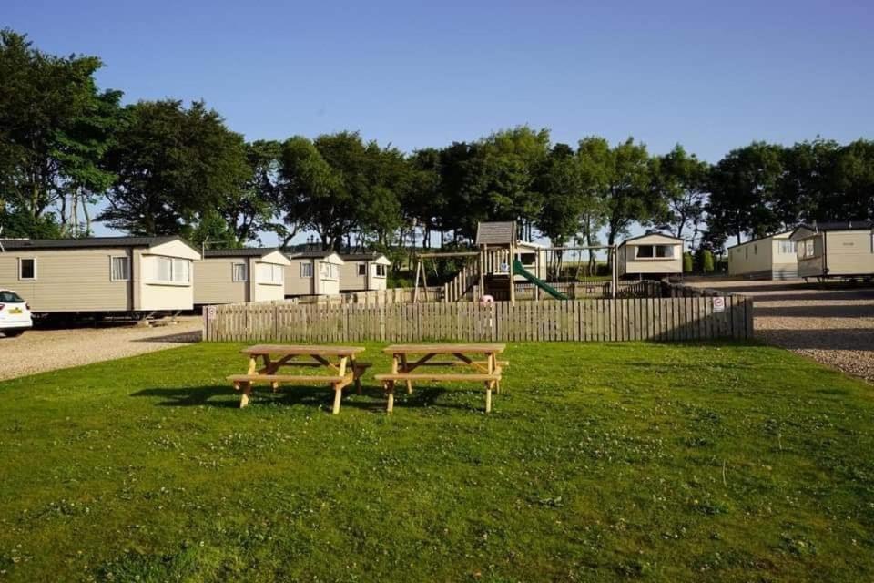 Wrights Retreat 4 Lunan View St Cyrus Caravan Park Hotel Saint Cyrus Exterior photo